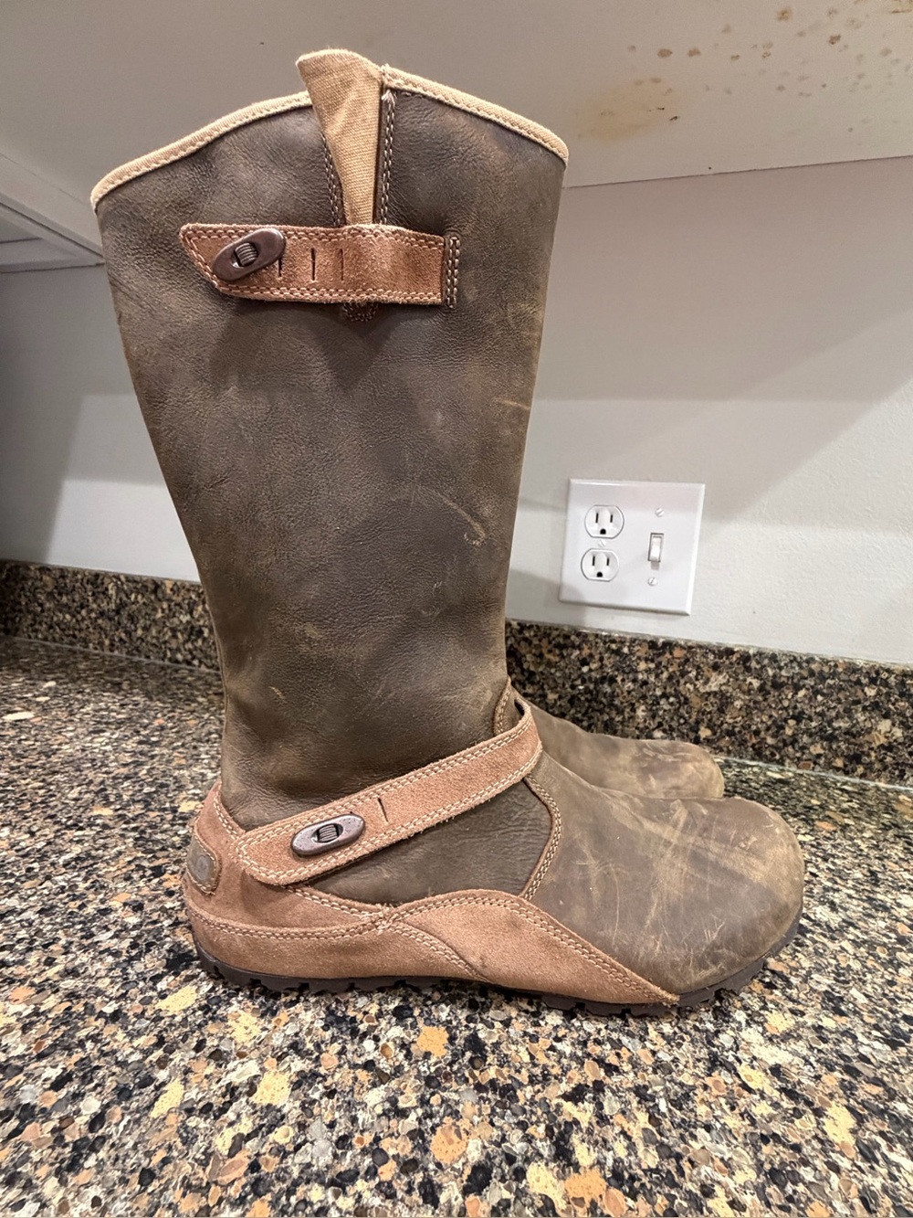Women's merrell otter 9.5 Brown Leather Mid-Calf Casual Boots